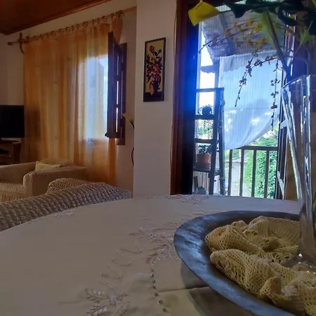 Xrysanthi's Dream House בית נופש