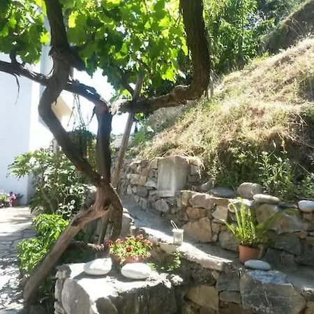 بيت للعطل Xrysanthi's Dream House زاغورا