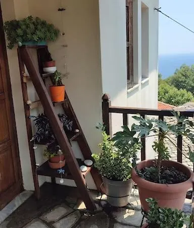 بيت للعطل Xrysanthi's Dream House *