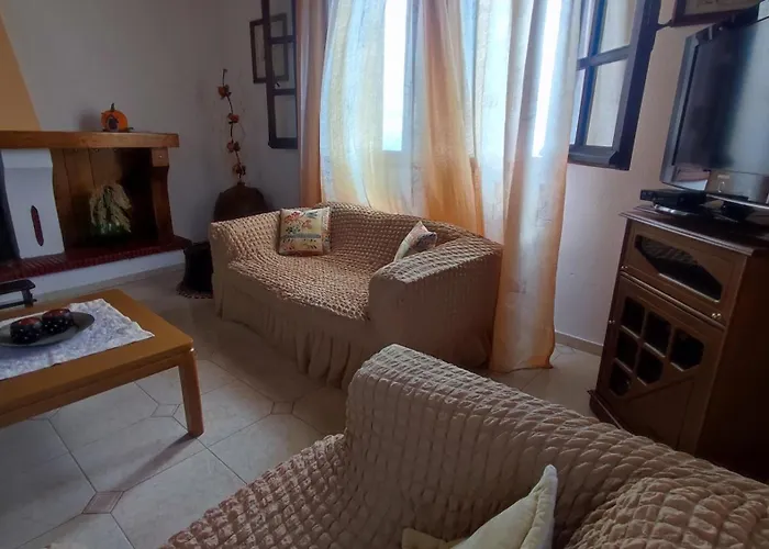 Case de vacanță Xrysanthi's Dream House